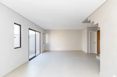 Sobrado à venda no bairro costeira - são josé dos pinhais, paraná.