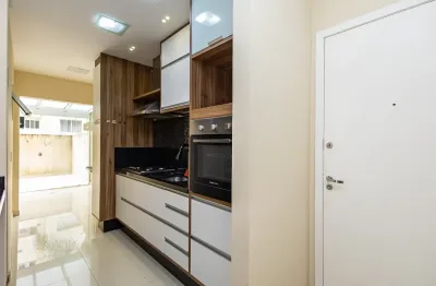 Apartamento com 3 quartos à venda na Rua Renato Polatti, 3651, Campo Comprido, Curitiba