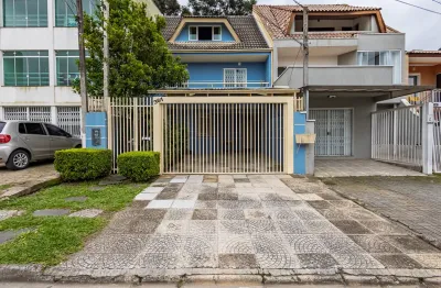 Triplex com 5 quartos no loteamento marinoni – próximo ao parque tingui