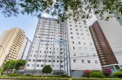 Apartamento com 3 quartos para alugar na Rua Brasílio Itiberê, 4270, Água Verde, Curitiba