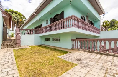Casa térrea com 205 m², 5 quartos - Bairro Jardim das Américas – Curitiba/PR