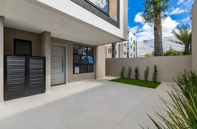 Sobrado triplex com 3 quartos a venda no Juvevê/Hugo Lange Curitiba PR