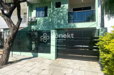 Casa com 2 quartos à venda no Centro, Cascavel 