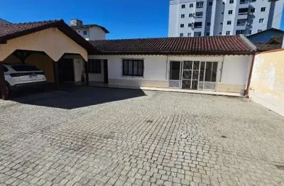 Floresta - casa plana com 5 dorm sendo 1 suite prox ao condor sul, na rua são paulo 2049