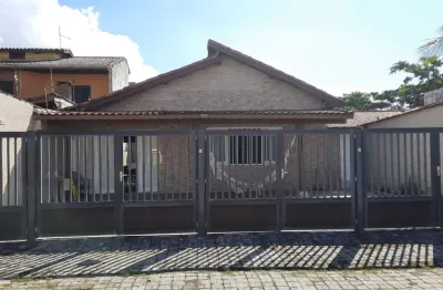 Casa com 2 quartos à venda na Avenida Marina, 130, Centro, Mongaguá