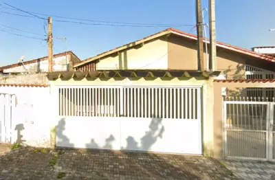 Casa 02 dormitorios no bairro itaoca lado praia, 250 metros do mar