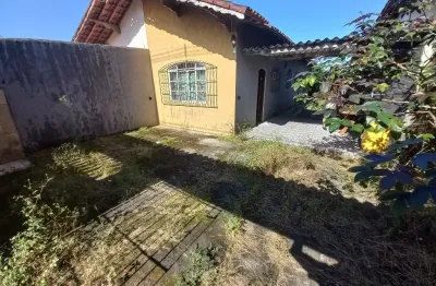 Casa térrea, geminada 02 dormitórios para reforma no balneário florida