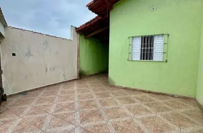 Casa com 2 quartos à venda na avenida marina, 11000, florida mirim, mongaguá, 71 m2 por r$ 279.900