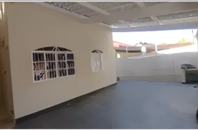 Mezanino com 03 dormitorios  centro de mongagua  150 metros do mar