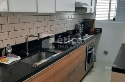 Lindo apartamento semi mobiliado suíte   01 dormitório em condomínio fechado 1 vaga de garagem