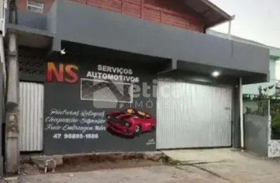 Oportunidade única para negócio e moradia  casa e comércio no b.santa regina em itajaí sc.