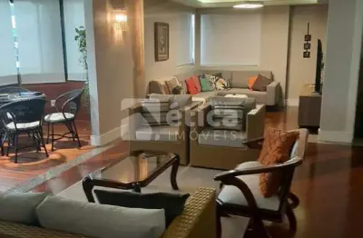Incrível apartamento com 03 suítes 01 quarto, semi mobiliado no centro de itajaí c 238 m  privativos