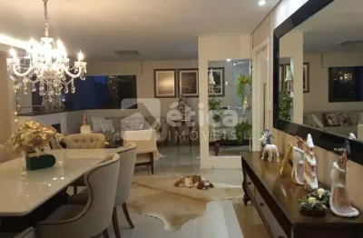 Oportunidade única apartamento de 2 suítes e 2 semi-suítes no centro de itajaí