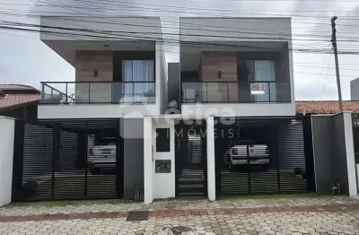 Vende-se lindo sobrado de 3 dormitórios  semi-mobiliado - alto padrão - são vicente - itajaí