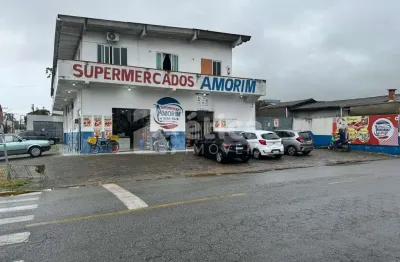 Venda de ponto comercial de mercado  ótima localização e estrutura