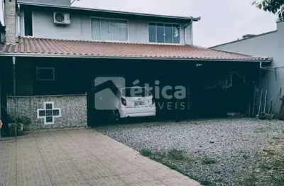 Casa  com 2 dormitórios  a venda bairro  são joão -  itajai sc