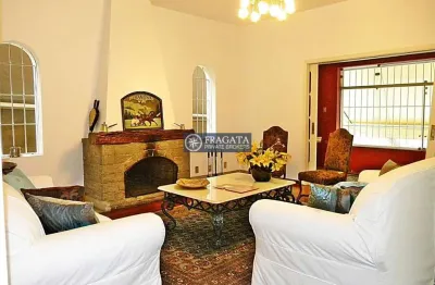 Casa com 4 quartos à venda na Rua Itaquera, --, Pacaembu, São Paulo por R$ 3.490.000