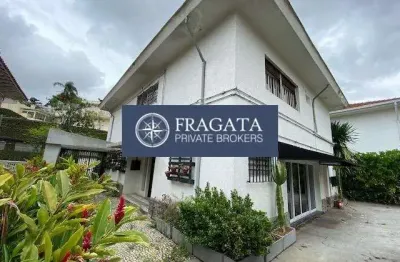 Casa com 4 quartos à venda na Rua Itamarati, --, Pacaembu, São Paulo por R$ 2.850.000