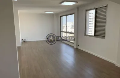 Apartamento com 3 quartos para alugar na Rua José Maria Lisboa, --, Jardim Paulista, São Paulo por R$ 9.200