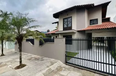 Casa com 3 quartos à venda na Vila Lenzi, Jaraguá do Sul 