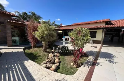 Com 5 quartos/suíte/área gourmet e piscina à venda, 420 m² por r$ 1.250.000 - itaipuaçu - maricá/rj