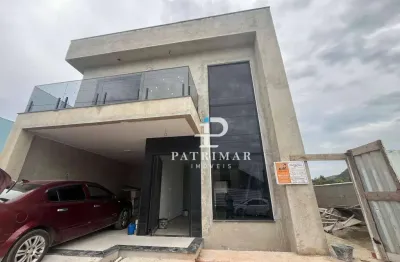 Casa duplex com 4 quartos, área gourmet e piscina à venda, 211 m² por r$ 1.100.000 - cond. solaris - cajueiros - maricá/rj