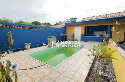 Casa com 2 quartos, piscina e área gourmet à venda, 110 m² por r$ 500.000 - jardim atlantico central - itaipuaçu - maricá/rj