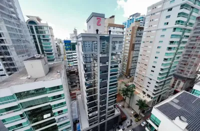 Apartamento com 3 quartos à venda na Rua 236, Meia Praia, Itapema