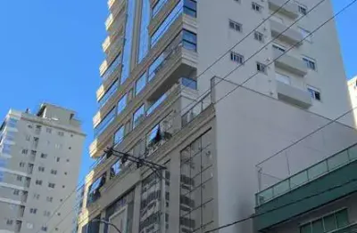 Apartamento com 3 quartos à venda na Rua 252, Meia Praia, Itapema