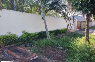 Casa à venda em campo grande, vila bandeirante, com 4 quartos, 218,85m² de área útil e 900m² de terreno