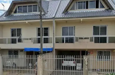 (permuta ou financiamento) sobrado 04 quartos c/suíte, terreno nos fundos, no jardim das américas em curitiba pr,
