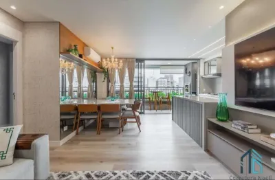 Apartamento mobiliado a venda, 03 quartos sendo 02 suítes, 02 vagas no centro de curitiba pr