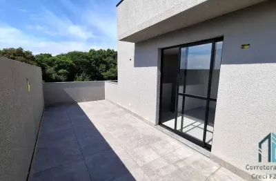 Sobrado novo, 02 suítes, terraço aberto e ático no santa cândida em curitiba pr