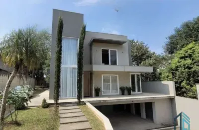 Sobrado moderno, com amplo terreno, 03 quartos c/suíte, área gourmet, em campo largo pr