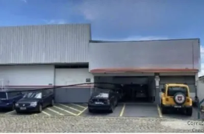Barracão e loja em 02 terrenos com 999m², próximo a concessionaria servopa, no rebouças em curitiba pr
