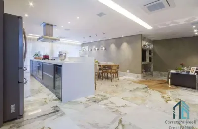 Casa em condomínio, 04 quartos sendo 03 suítes, piscina, área de lazer, em Santa Felicidade Curitiba PR