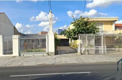 Residência, terreno com 03 moradias, no água verde em curitiba pr