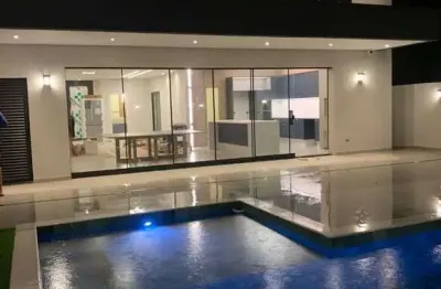 Casa em condomínio 100% mobiliada, 04 suítes, 06 vagas, no pontal do parana pr