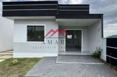 Casa com 2 quartos à venda no Caxito, Maricá 