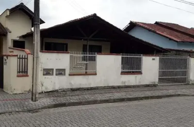 Terreno à venda no Espinheiros, Joinville 