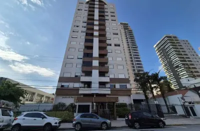 Apartamento no centro com 2 quartos para locação, 74 m²