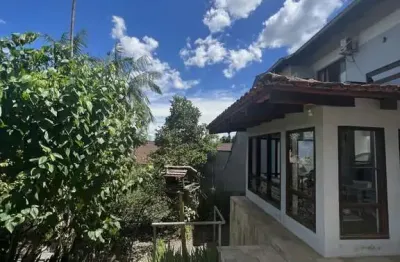 Casa em condomínio no saguaçú com 5 quartos para venda, 280 m²