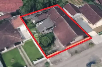 Terreno à venda na Rua Euzébio de Queirós, 681, Atiradores, Joinville