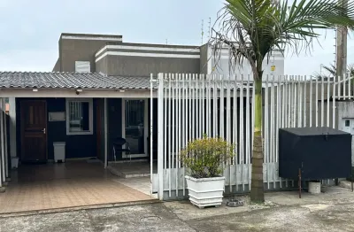 Casa com 3 quartos à venda na Rua Jorge de Jesus Pansolin, 6, Guaraituba, Colombo