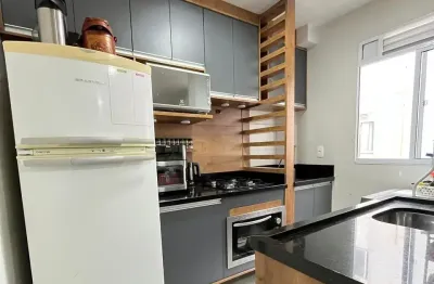 Apartamento à Venda no Condomínio Parque Córdoba - Monza em Colombo/PR