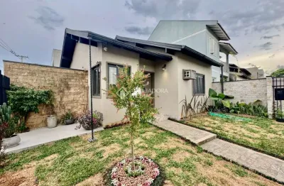 Casa com 2 quartos à venda na rua da prosperidade, 18, estância velha, canoas, 55 m2 por r$ 750.000