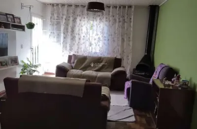 Casa com 2 quartos à venda na rua são francisco, 464, nossa senhora das graças, canoas, 90 m2 por r$ 636.000