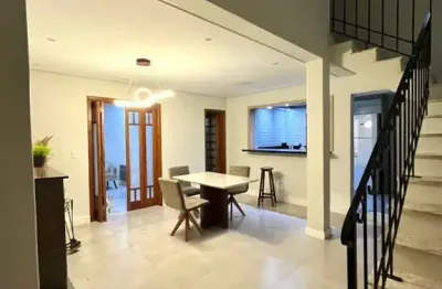 Casa com 3 quartos à venda na primeiro de março, 96, nossa senhora das graças, canoas, 300 m2 por r$ 905.000