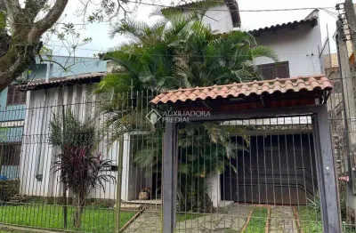 Casa com 4 quartos à venda na rua são caetano, 101, marechal rondon, canoas, 360 m2 por r$ 850.000