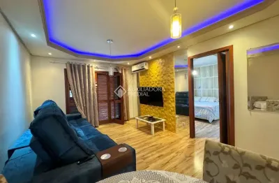Casa com 2 quartos à venda na cinquenta e oito, 25, guajuviras, canoas, 160 m2 por r$ 426.000